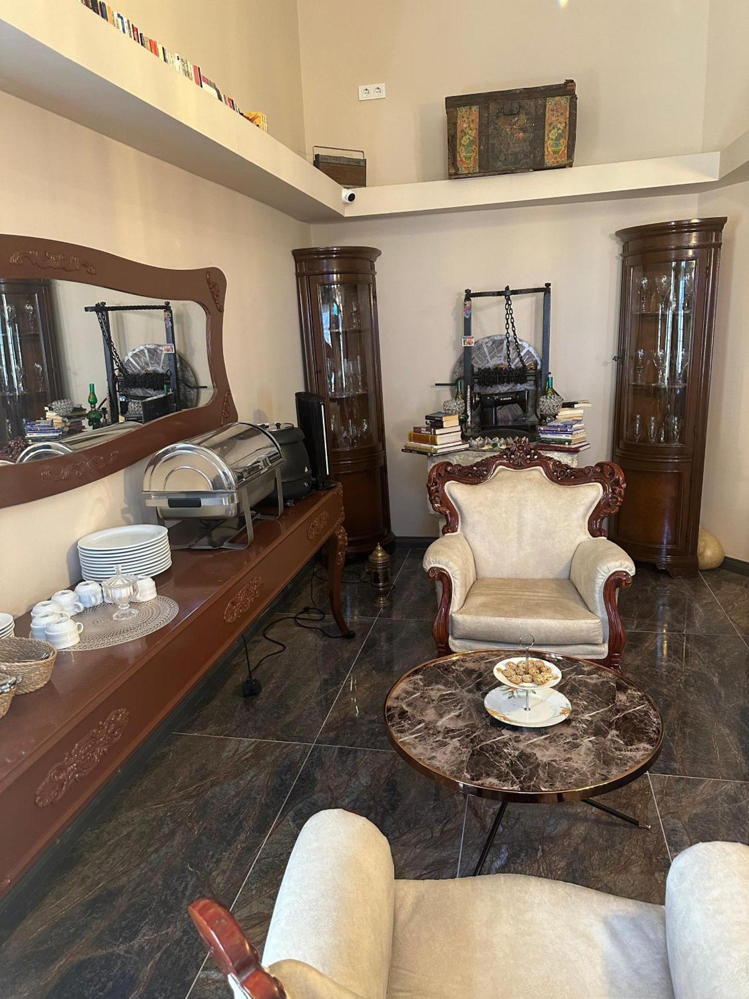Loost Town Inn Hotel Antalya Eksteriør bilde